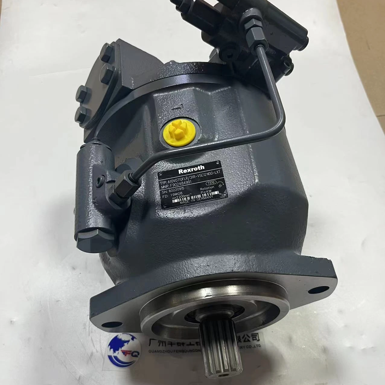 

A10V A10VO18 A10VO28 A10V045 A10VO60 A10V063 A10V071 A10V074 A10VO74 hydraulic piston pump A10VO71DFLR/31R-VSC12NOO-LXT