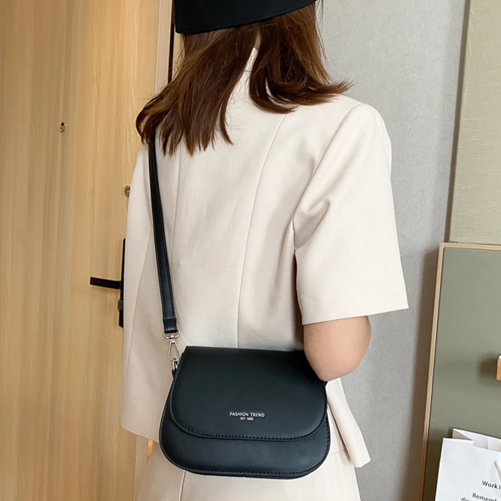 

Women's Shoulder Bag PU Leather Flap Handbags Fashion Trendy Versatile Elegant Solid Color Saddle Bag for Ladies Crossbody Bag