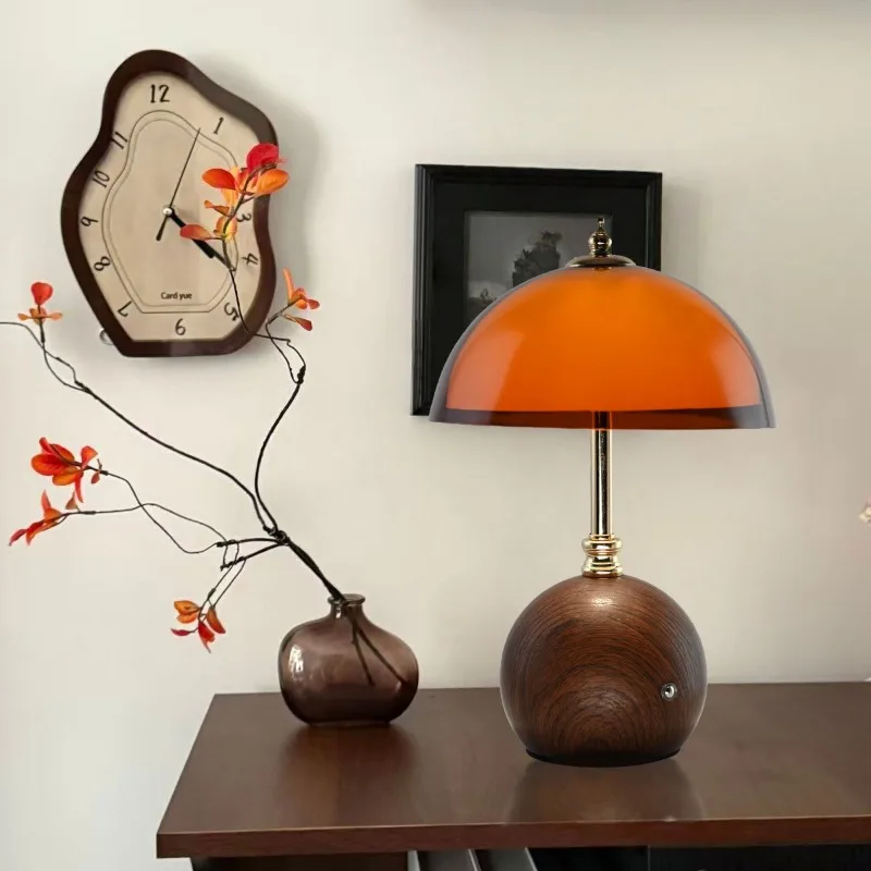 Middle Bauhaus Acrylic Small Floor Lamps Bedroom Bedsides Table Lights Retro Simple Bedroom Desktop Atmosphere Small Night Light
