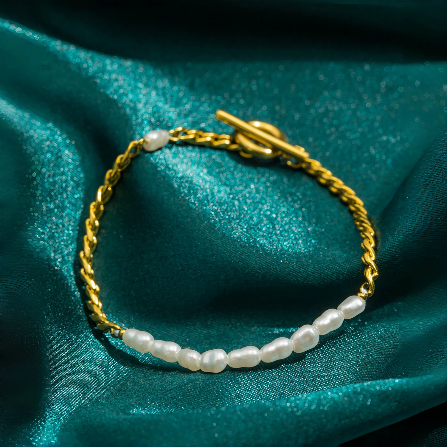 Elegant Stainless Steel Bracelet, High-quality Waterproof Jewelry