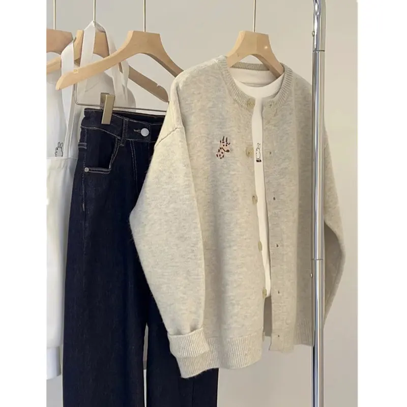 特大 300 ポウ刺繍入りニットオープンカーディガン レディース 秋冬 ルーズ 大きめサイズ セーター ジャケット トレンド