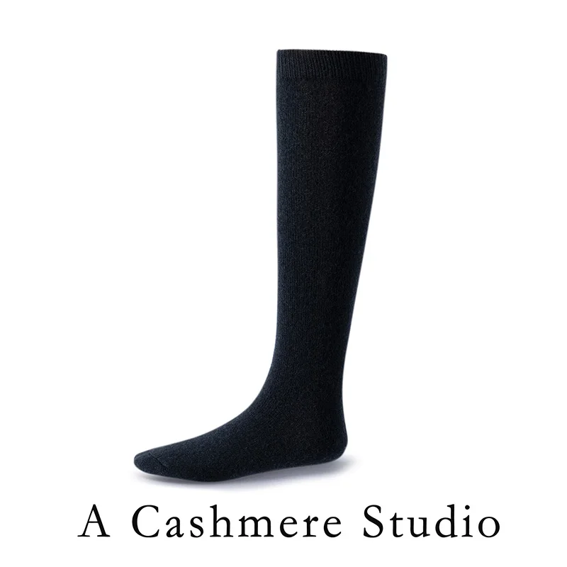 Women's socks warm calf socks in autumn/winter thickened anti-slip 100% cashmere extended socks solid color wholesale.