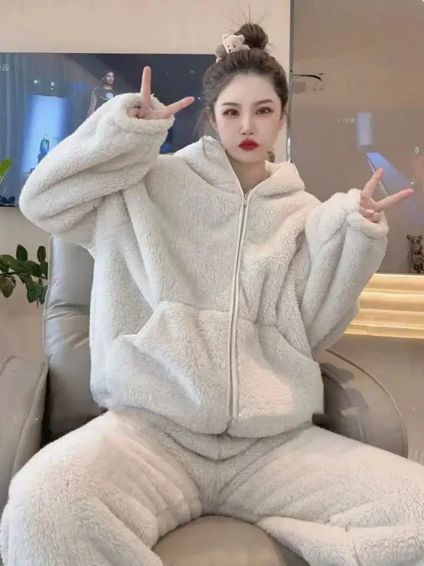 

plus Size Coral Fleece Hooded Pajamas Set Women's Winter Thickened Sleepwear Casual Home Clothes Two-Piece Set Comfortable Fit