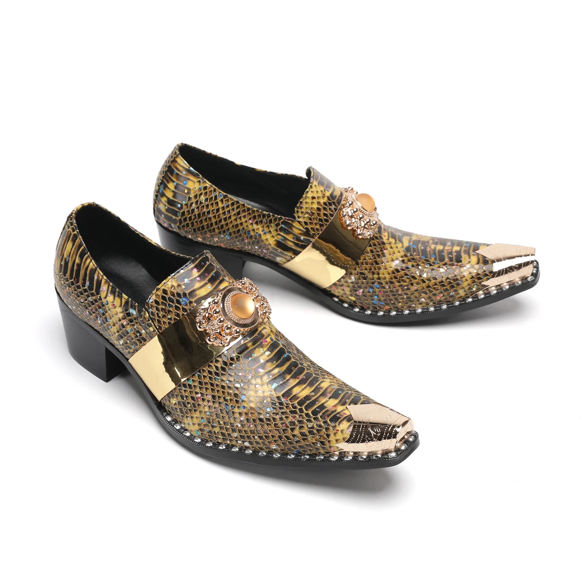 

British Style Gold Pointed Toe Genuine Leather Men Shoes Plus Size Slip on Wedding Party Brogue Shoes Man Business Formal Shoes