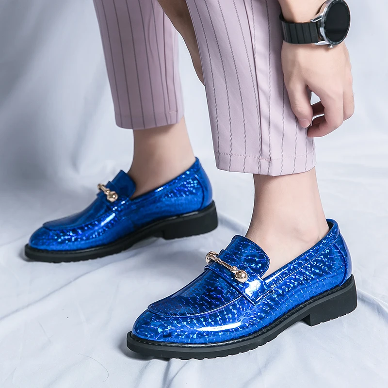 HKDQ Fashion Blue Elegant Man Dress Shoes Original Glitter Patent Leather Shoes Men Slip-on Moccasins Luxury Men\'s Social Shoe