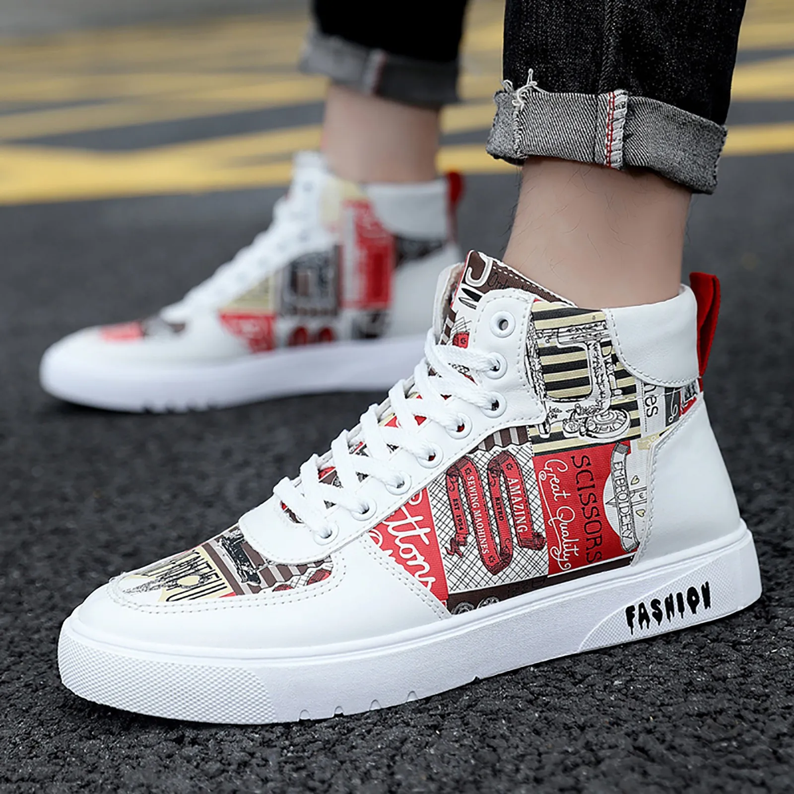 

Men's Casual Shoes Vulcanized Shoes Autumn Winter New Shoes High Quality High Top Lace Up Men Sneakers Plus Size Zapatos Hombre