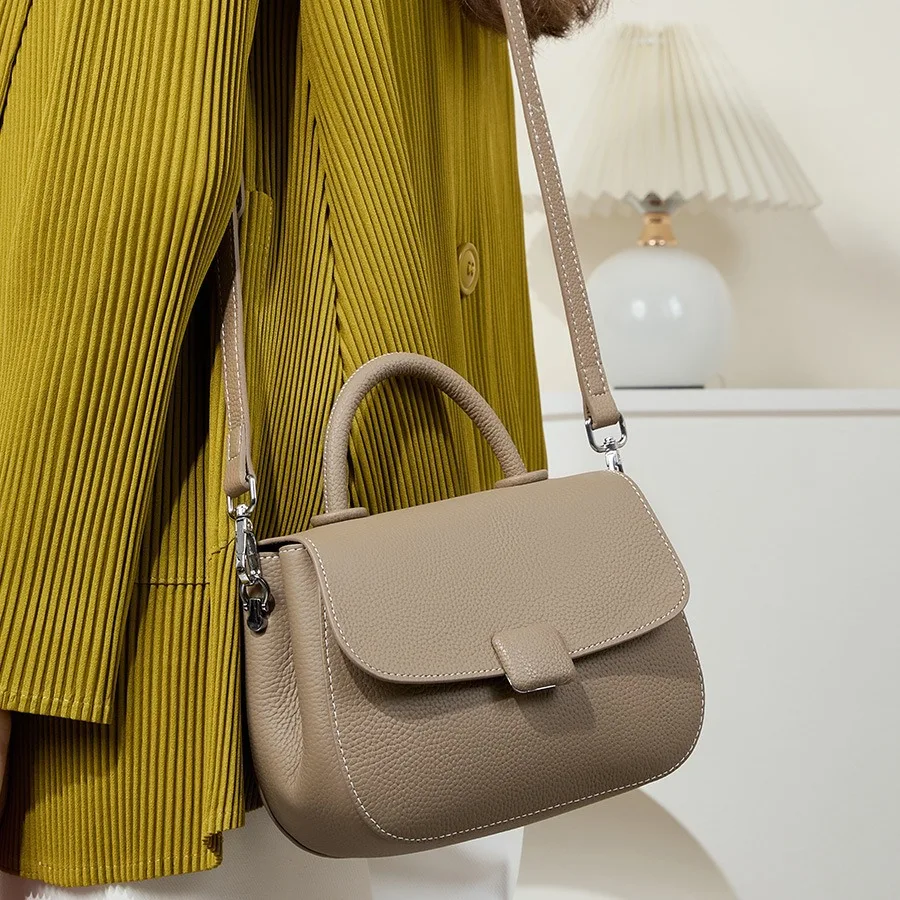 

Leather Premium Sense Women's Bag Single Shoulder Crossbody Bag 2025 Portable Women's Bag Top Layer Cowhide Saddle Designer Lux