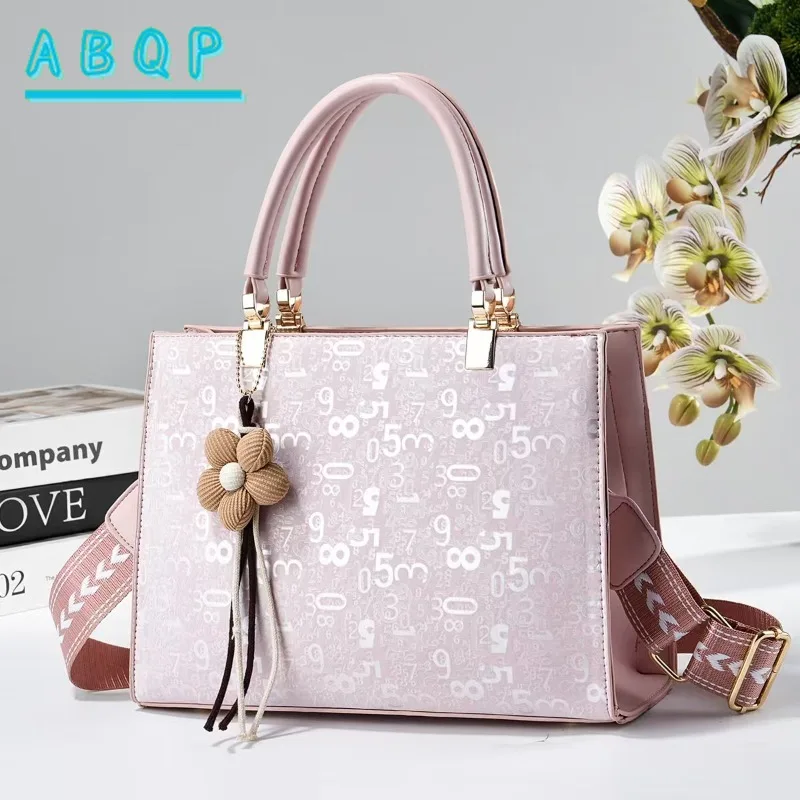 

Women's Handbag Luxury Brand Personality Women's Shoulder Crossbody Bag PU Large Capacity Fashionable Women's Bag High Quality