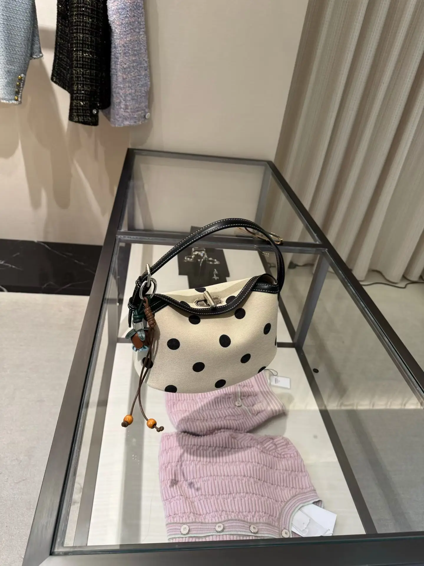 2026 New Women's Polka Dot Dumpling Shaped Handbag Commuter Versatile Casual Color Block Crossbody Bag Handheld Hobo Bag