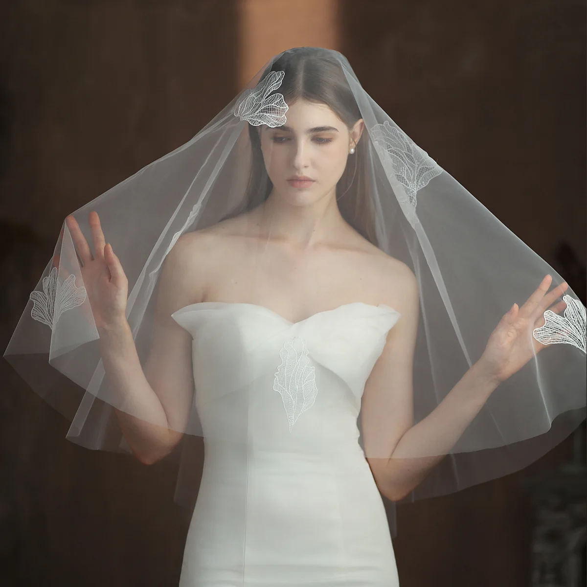 V301 Bridal Wedding Veil, White Double-Layered Ultra-Fairy Lace Floral Veil for Wedding Photos with Hair Comb to Cover the Face