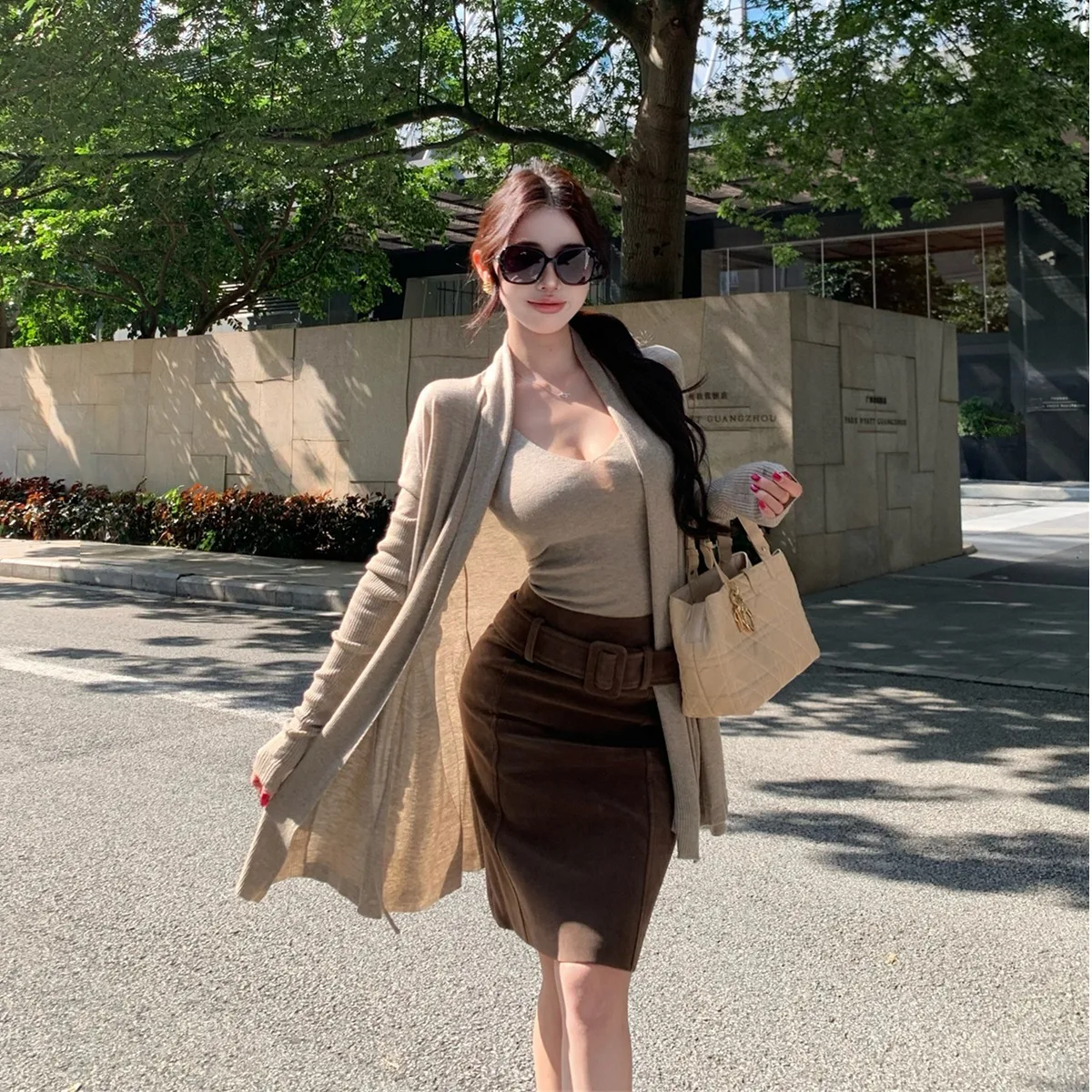 Loose Women's Knitted Cardigan And Tank Top Two-Piece Set Short Sleeve V-Neck Long Sleeve Autumn Fashion Korean Style Slim Fit
