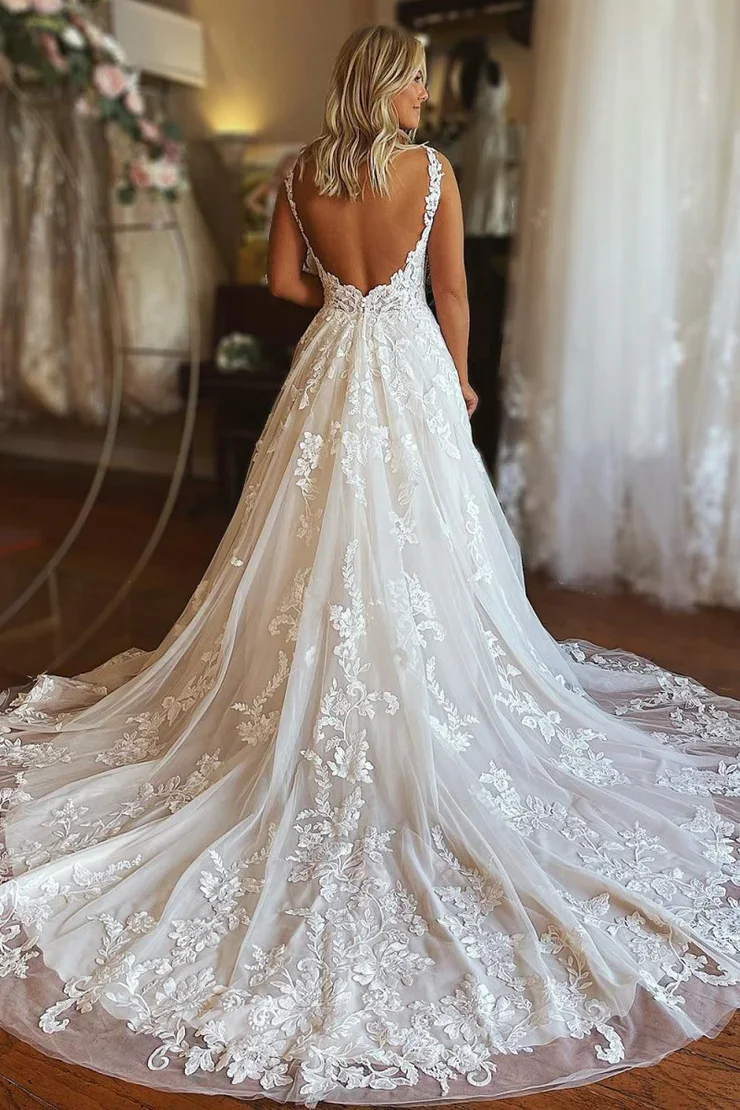 Elegant A-Line Garden Wedding Dress V Neck Chapel Train Tulle Appliques Sexy Romance Engagement Bridal Gown 2025 free customized
