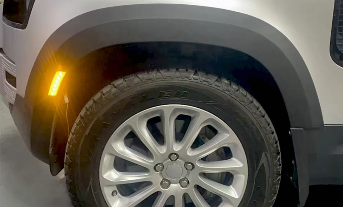 Ceja de arco de rueda nuevo 110 con ceja ligera para guardabarros Land Rover Defender 2020