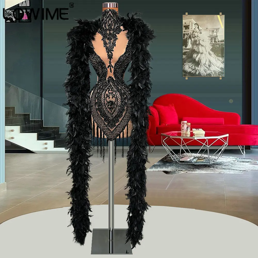 Dubai Luxury Black Feathers collo alto abiti da ballo corti Sexy Cut Out perline nappa Cocktail Party abiti 2023 Haute Couture