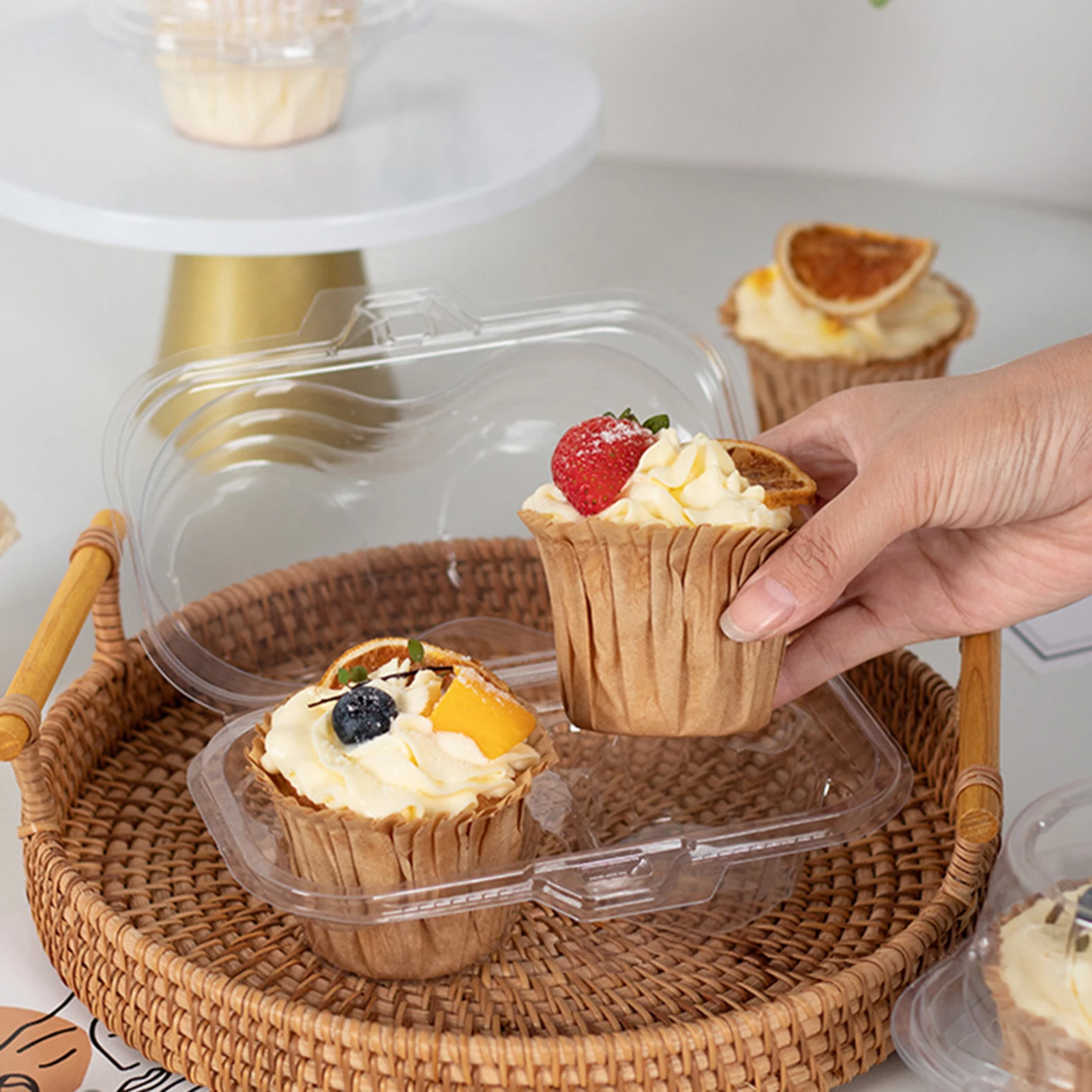 

50pcs Disposable Cake Boxes Transparent Covered Single/couple Cake Tray For Cupcake Muffin Pudding Dessert Organizer Container