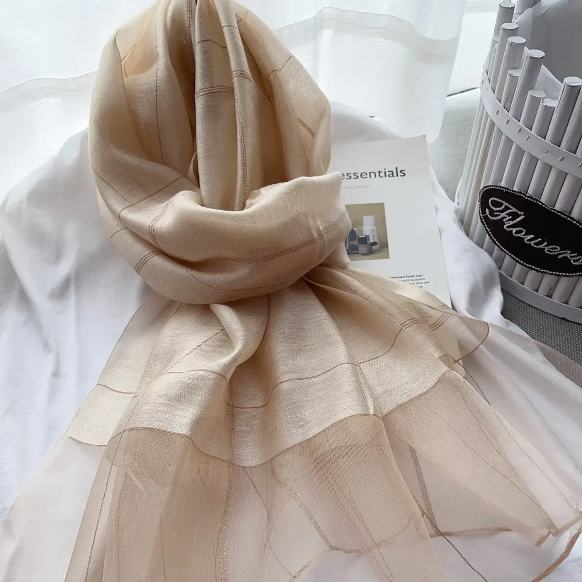 

Длинный шарф из шелкового шелка шелковицы для женщин, легкая шаль на весну и осень, элегантный роскошный аксессуар, однотонная модная универсальная одежда