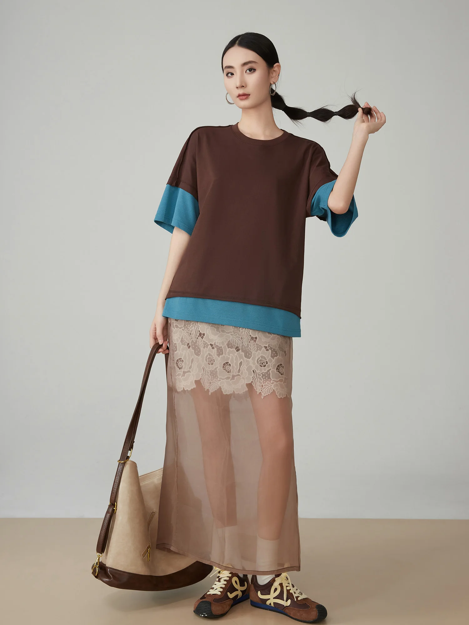 

Brown Contrast Color Splicing ort Sve round Ne T-irt Women's Loose Casual Loose Roll up Top Trendy Polyester