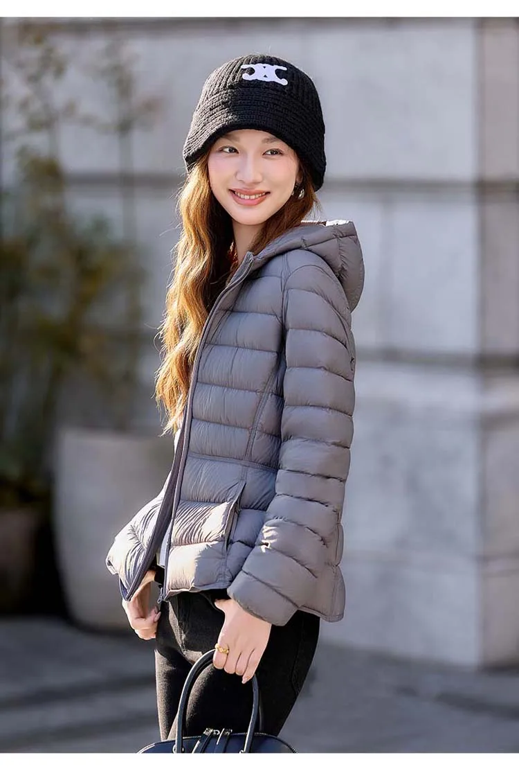 Women's Short Lightweight Hooded Down Jacket 2026 Autumn Winter High qulaity Waist-Cinched puffer coat Warm Solid color DJ729