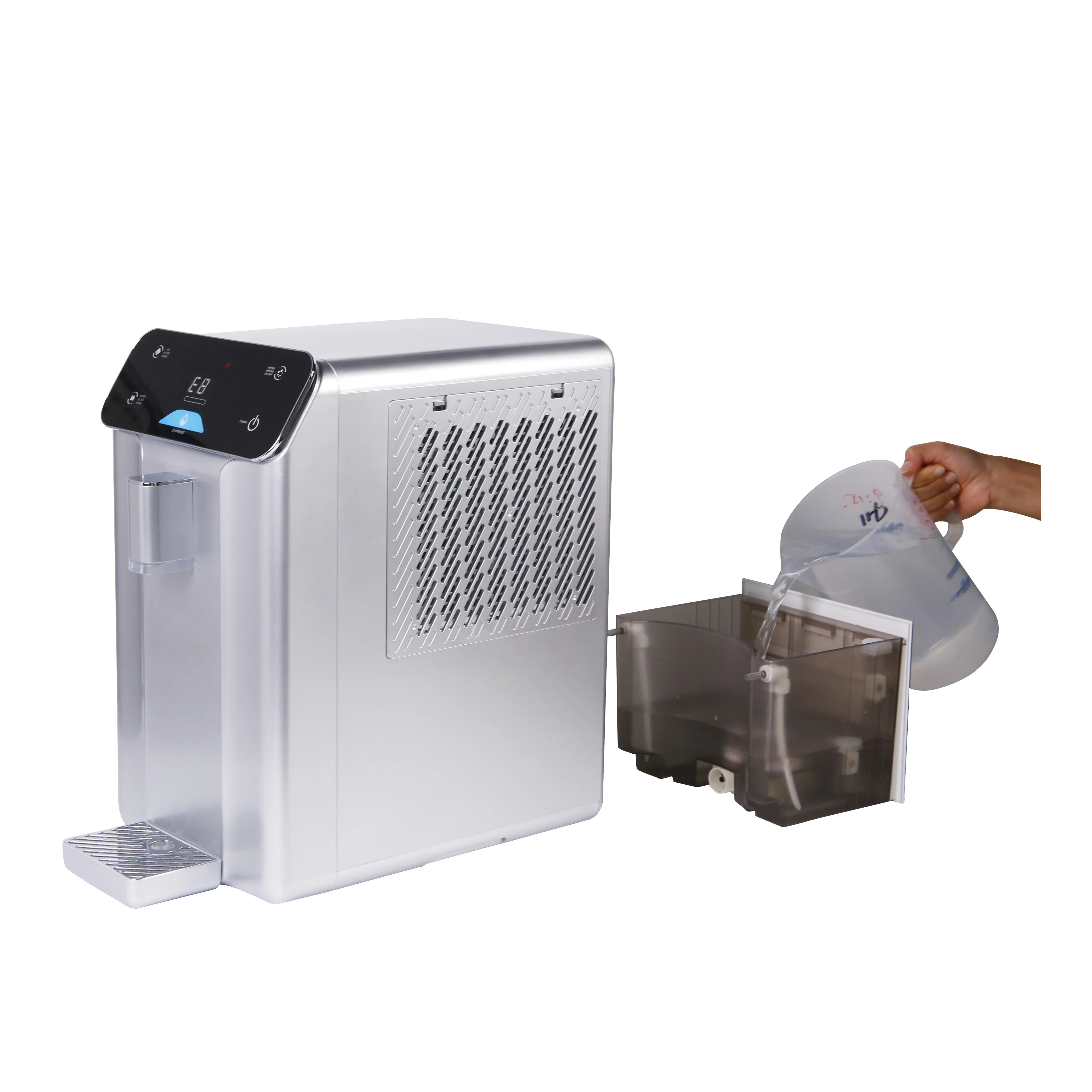 เครื่องผลิตน้ำจากอากาศแบบพลาสติก ให้น้ำดื่มเย็นจากอากาศ