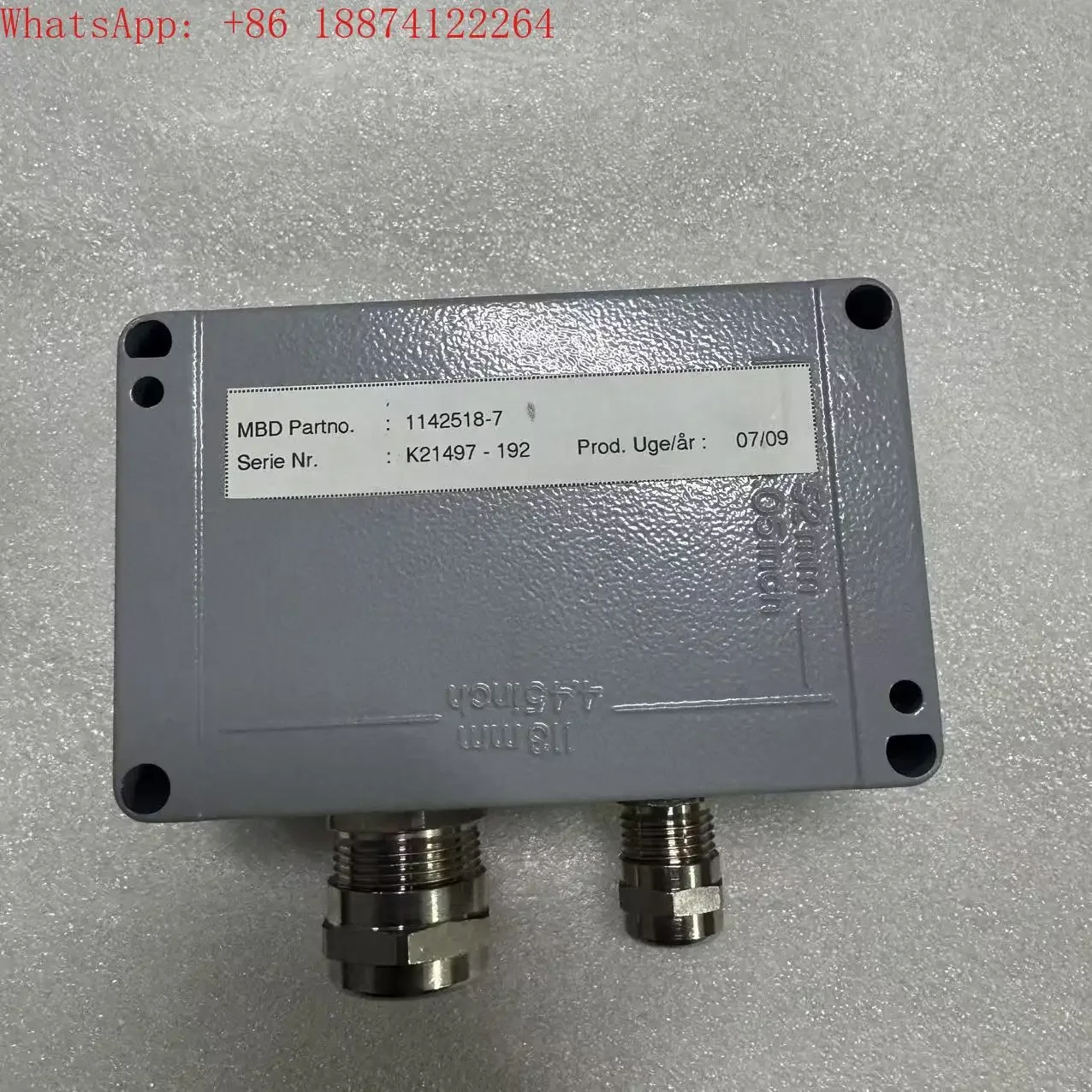 MAN 1142518-7 Industrial/Marine Protective Junction Box for Electrical System Wiring & Signal Transfer