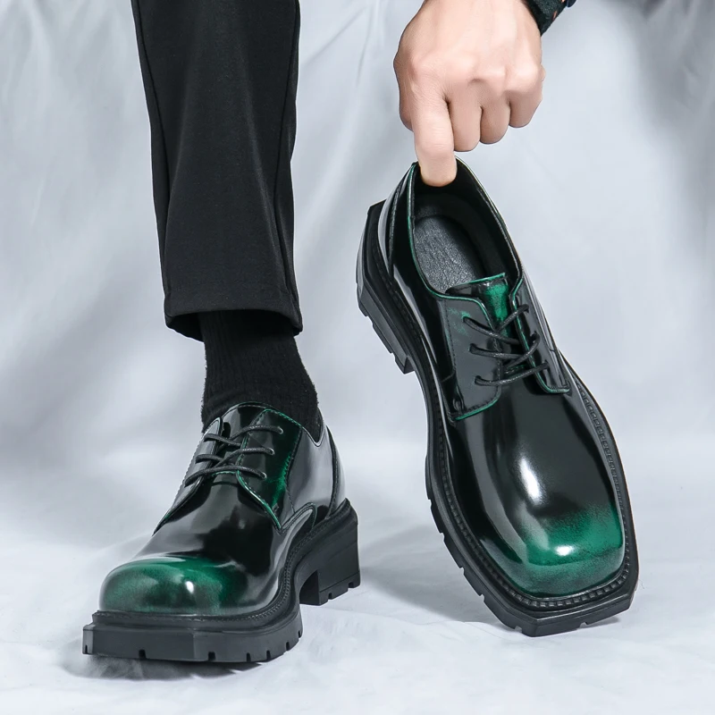 

Summer Thick Soled Derby Shoes Patent Leather Light Luxury Suitable for Young People Simpl Elegant Fashionable, Business Shoes