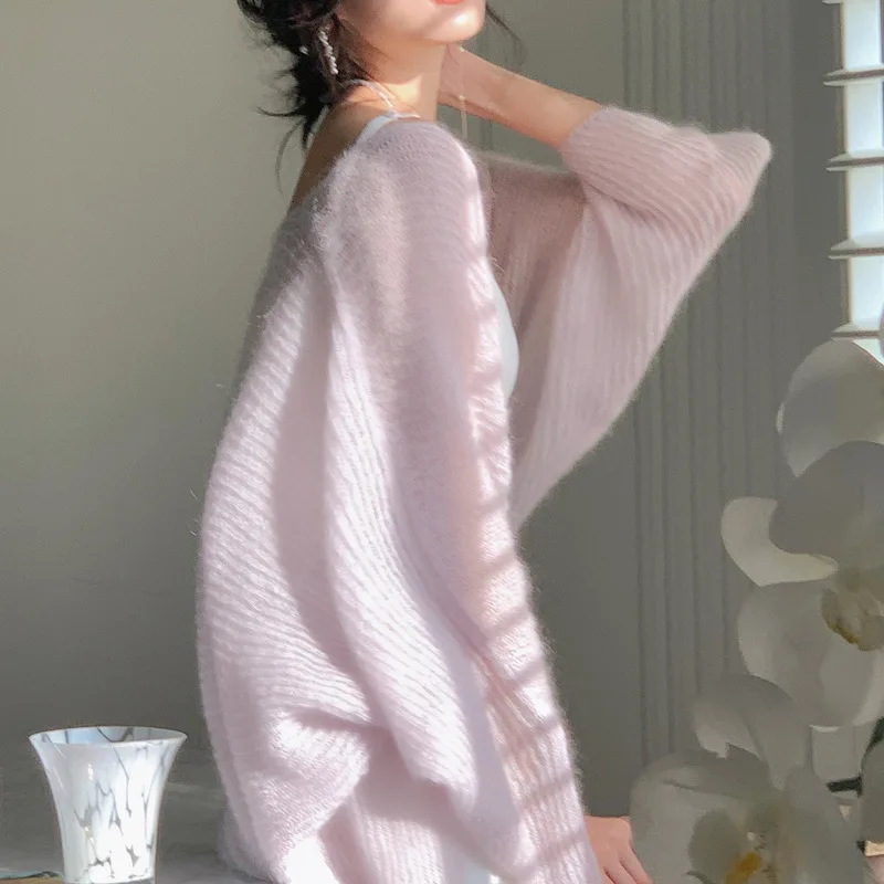 

Mohair white knitted cardigan with spring and summer lazy wind Korean gentle wind design sense casual sunscreen top