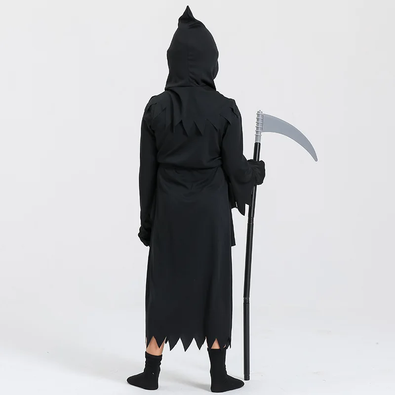 Halloween Cosplay Costume Grim Reaper spaventoso scheletro Costume bambini incandescente occhi rossi Grim Reaper Ghost Robe invia Scythe puntelli