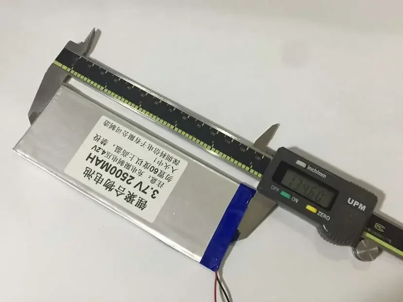 Nueva batería de polímero de litio de 3,7 V de capacidad completa 3550135 2500MAH dispositivo GPS Tablet PC línea