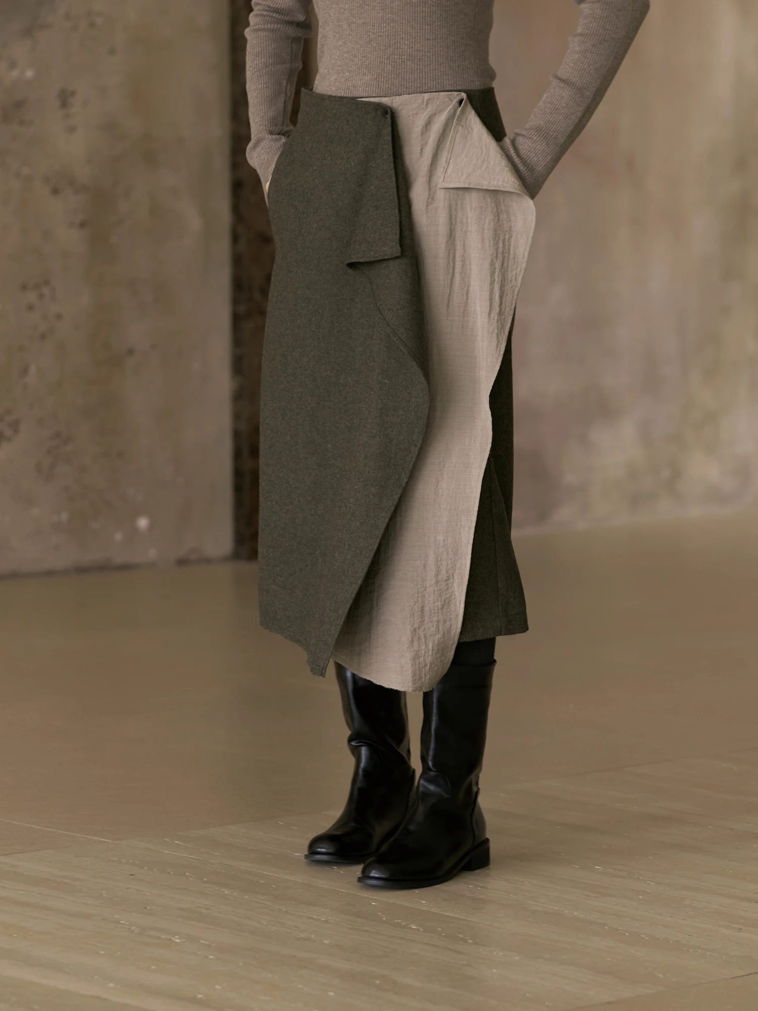 

VIMIE2025 Осенне-зимняя асимметричная шерстяная юбка с цветовыми блоками, средней длины, многослойная, повседневная, для женщин