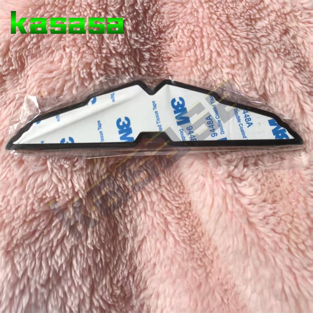 For Aston Martin DBX 707 Style Obsidian alloy metal material Body Stickers Black Logo Wing Rear Badge KY63-407A74-AA (14cm)