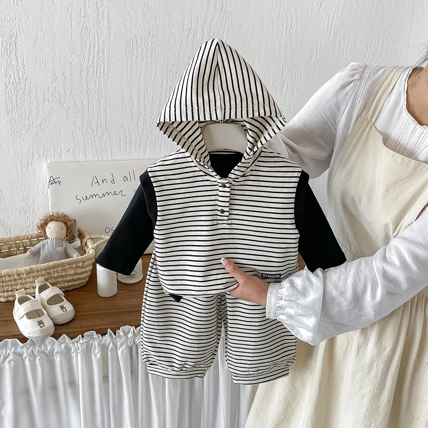 Baby and Toddler Autumn Simple Base Shirt, Baby Treasure Korean Version Striped Hooded Vest, Loose Wide Leg Pants