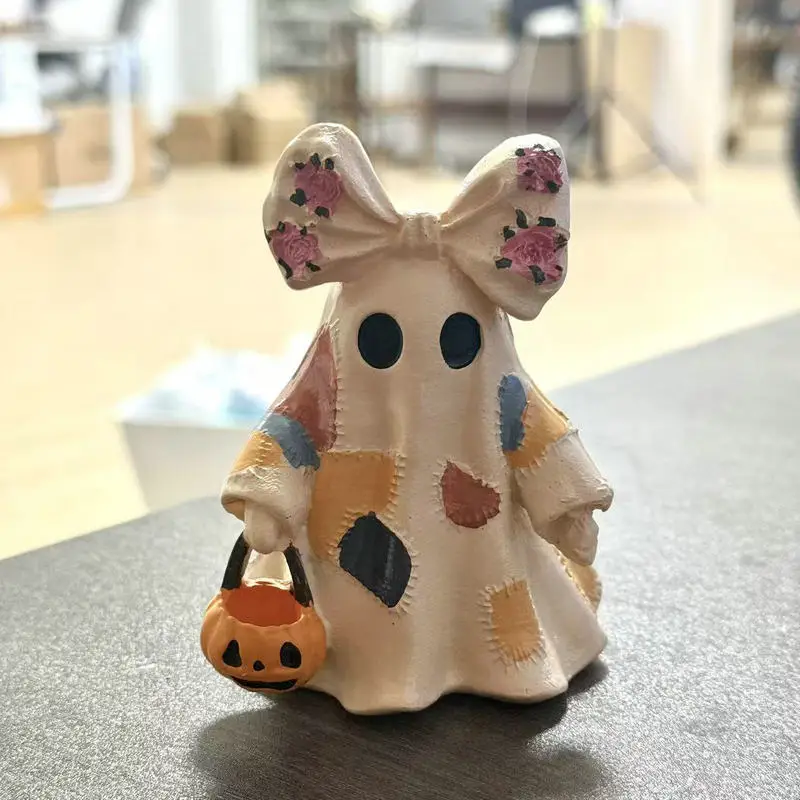 Halloween Patchwork Ghost Resin Ornament Retro Quilt‑Style Ghost Figurine Farmhouse Fall Home Desktop Festival Decor