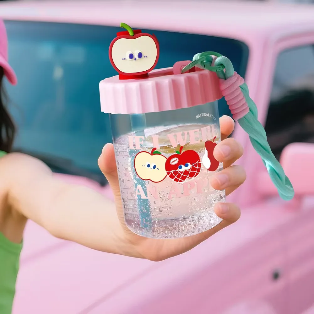 Summer apple plastic water cup with straw, trendy drink cup, cute and creative portable cup with handle, ice cup