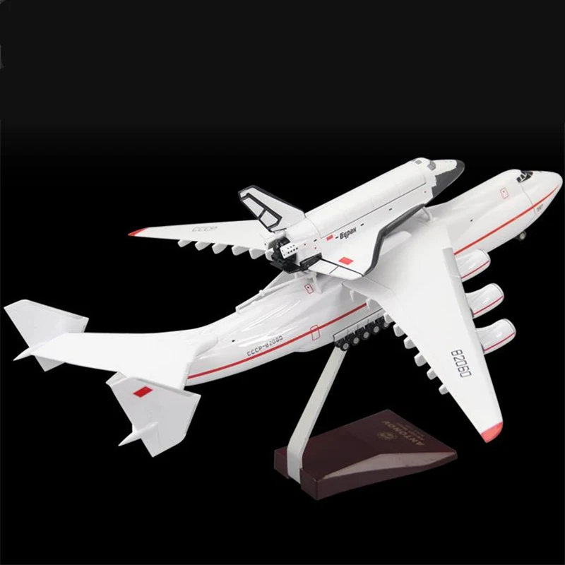 Modelo de avión de aleación An-225 Mriya, avión grande de transporte aéreo, modelo volador de Metal, simulación de sonido y luz, regalo para niños