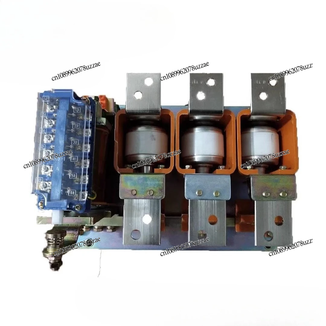 

Vacuum AC Contactor CKJ 5 - 630/1.14 KVA 800A AC Contactor CKJ30-630A220V