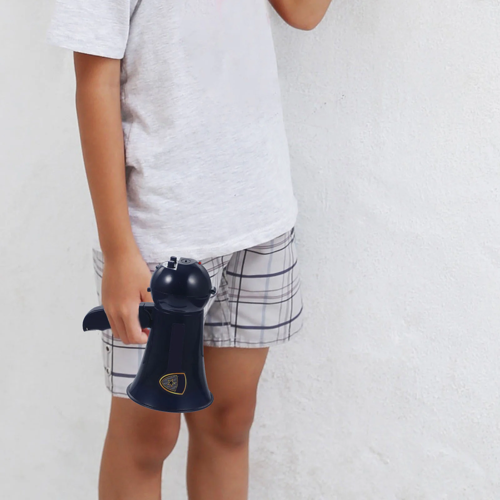 مكبر صوت صغير خفيف الوزن وصوت واضح أداة الطوارئ للأطفال الياقوت الأزرق لا بطاريات مكبر الصوت مضحك