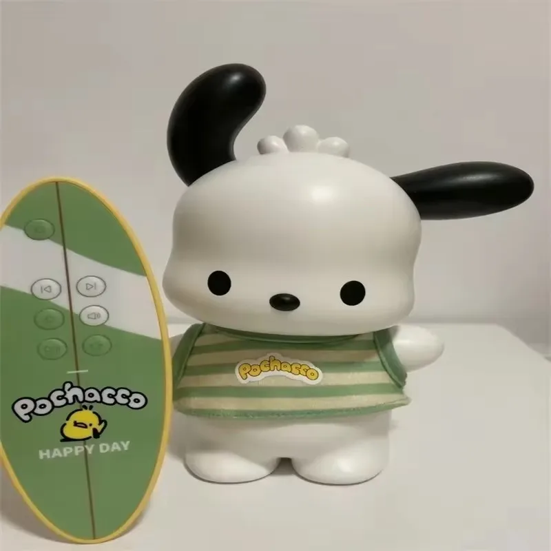 Figura anime Sanrio Pochacco Altoparlante Bluetooth Cartoon Creativo Home Desktop Decorazione Laurea Festa dei bambini Regalo di Natale Giocattoli