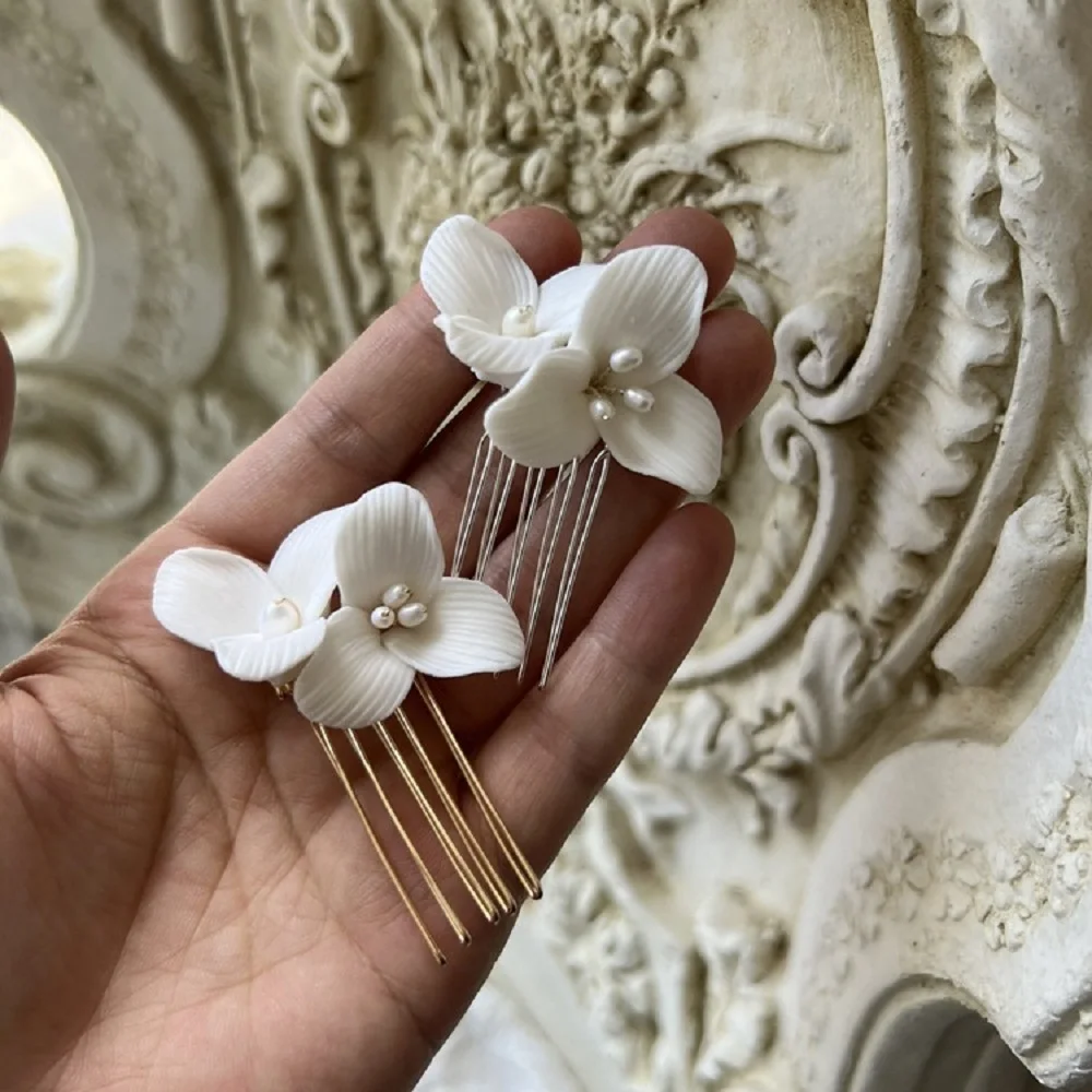 Pente de cabelo pérola para mulheres, tiaras nupciais na moda, grampo floral cerâmico, acessórios para o cabelo do casamento