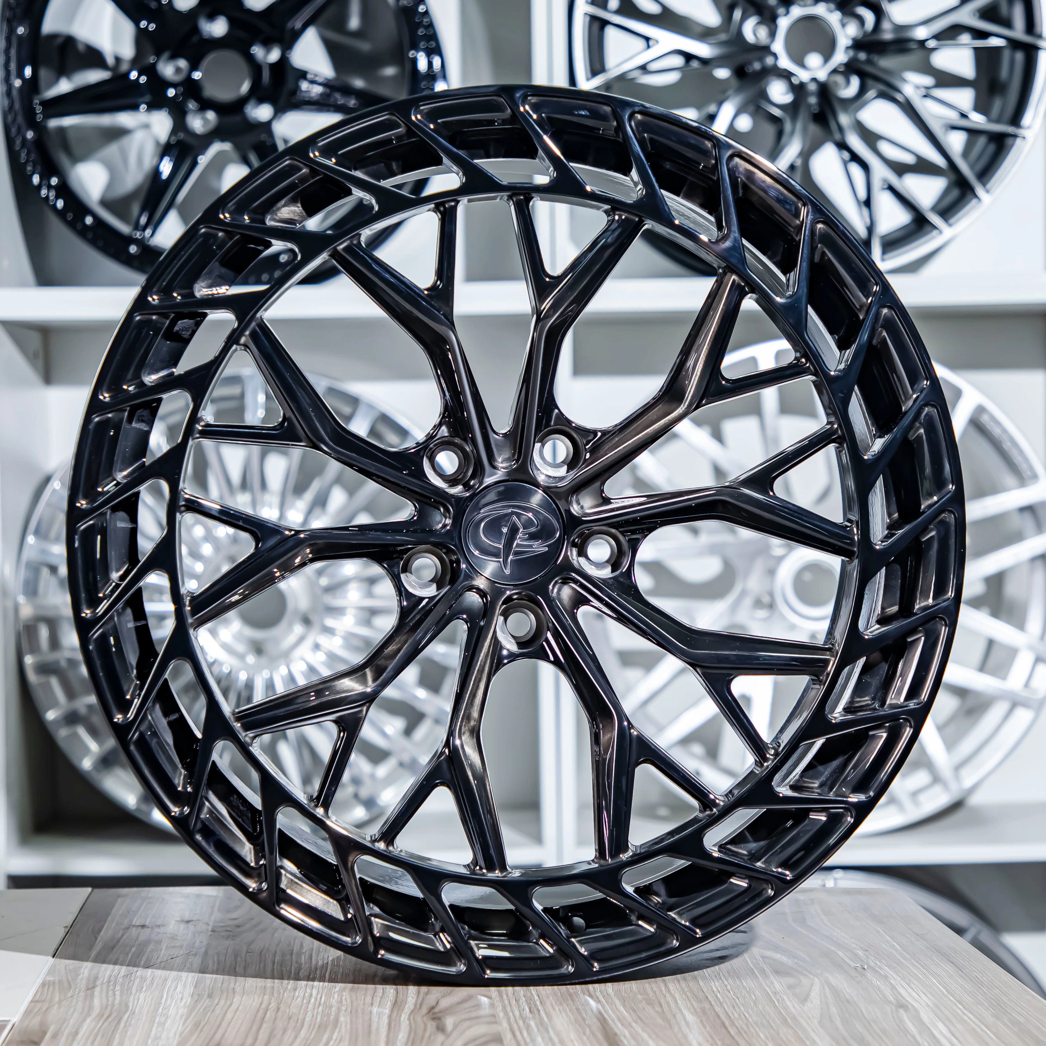 

Новый дизайн о пассажирском автомобиле, кованые колеса моноблока с матовым темно-черным колом и настраиваемыми колпачками для BMW X5