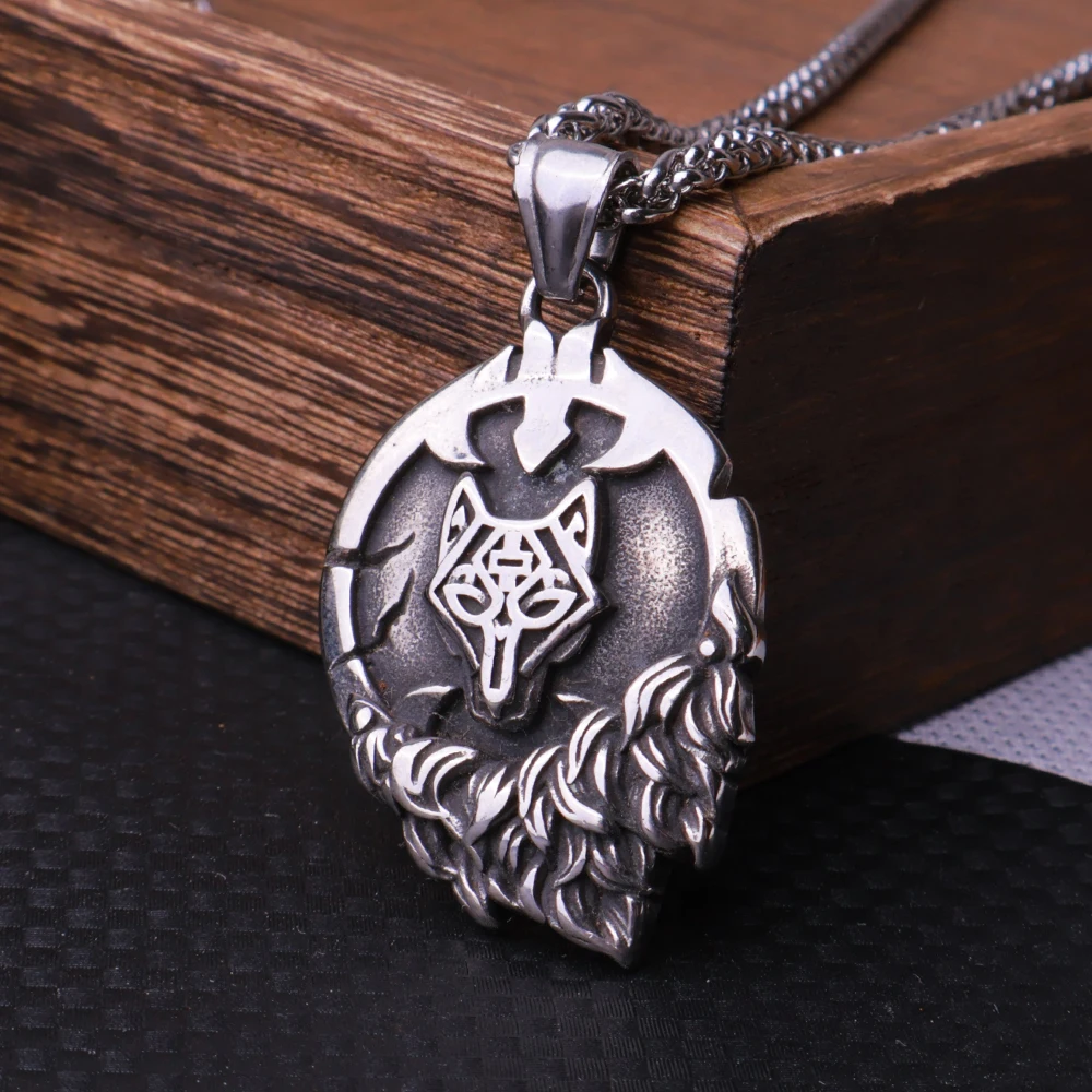 Vintage Viking Warrior Shield Wolf Seal Pendant Necklace Men Stainless Steel Punk Biker Amulet Viking Necklace Jewelry Wholesale