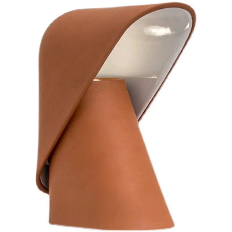 

Simple and creative children's room model room study desk living room art bedside table lamp