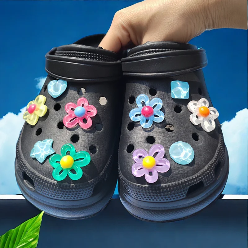 Dijes de diseño de 9 piezas y 5 pétalos de flores para zapatos, decoración brillante para zuecos, regalos para niños, mujeres y niñas, gran oferta