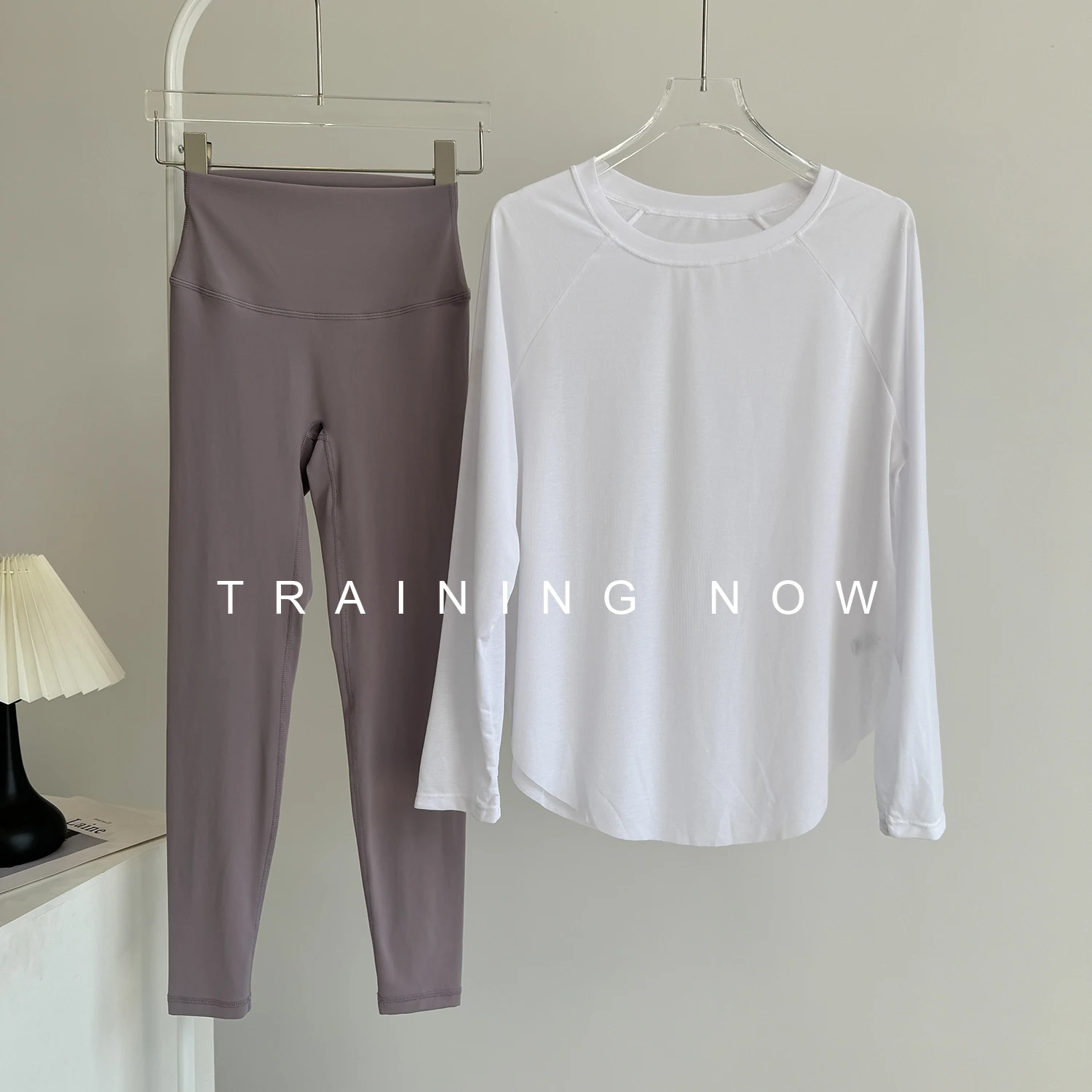 

Одежда для йоги, костюм с длинными рукавами, женская спортивная блузка, свободная утягивающая быстросохнущая одежда для бега, тренировок для пилатеса, фитнеса, осенний топ