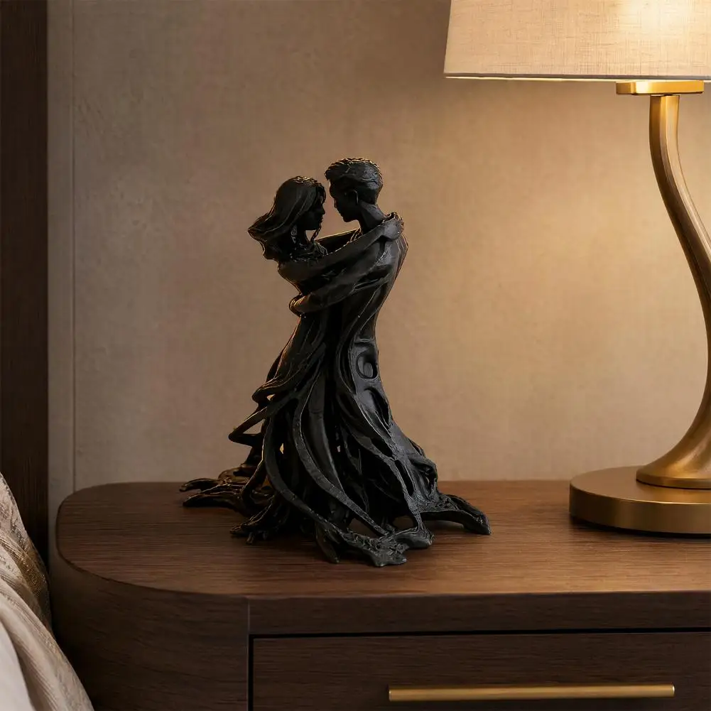 Eternal Love Decoration Home Accent 3d Printed Couple Statue Embrace Sculpture Nordic Hollow Design Decor for Wedding