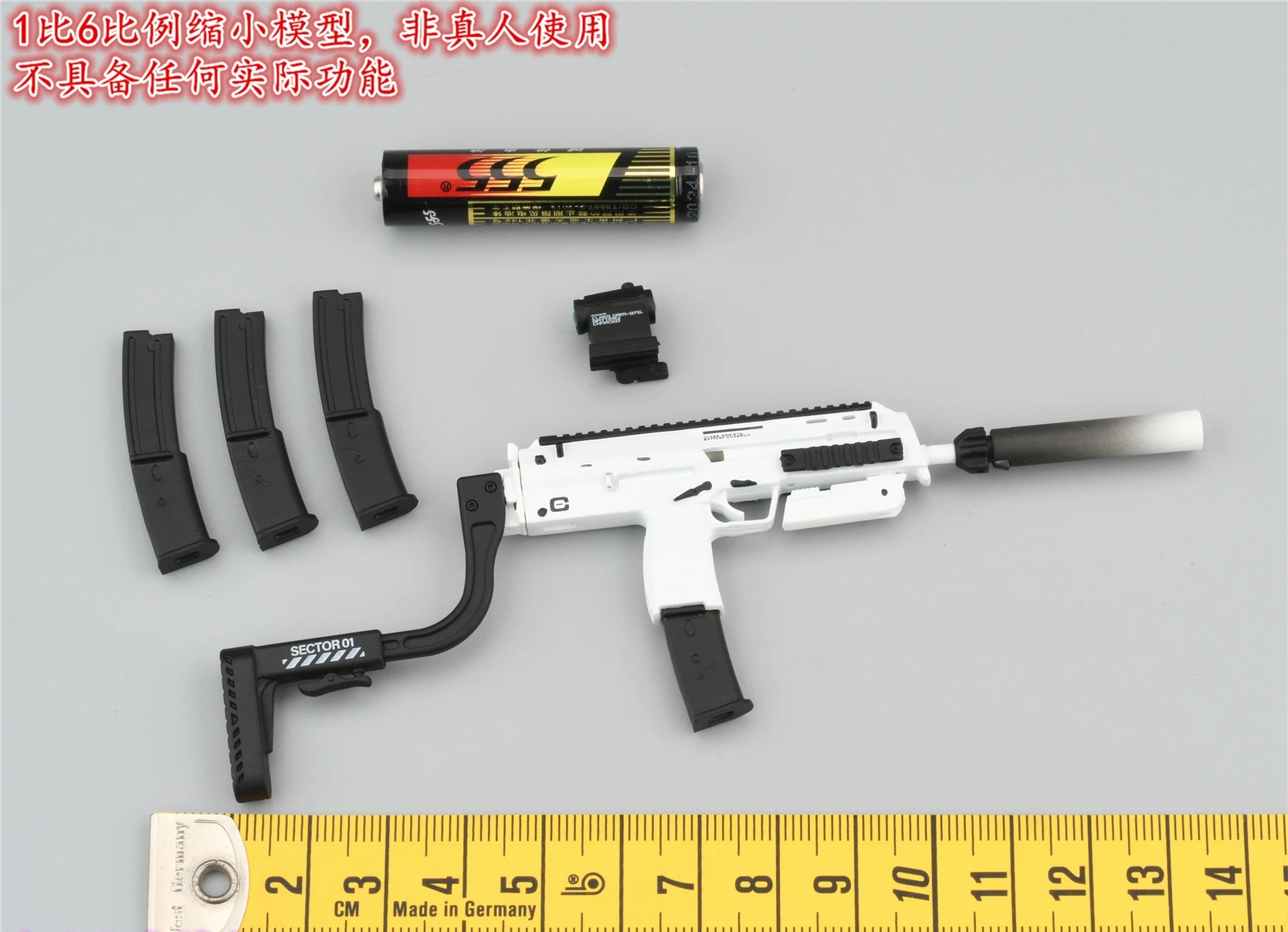 GD97007 Model pistoletu maszynowego MP7 w skali 1/6 dla 12-calowej figurki akcji