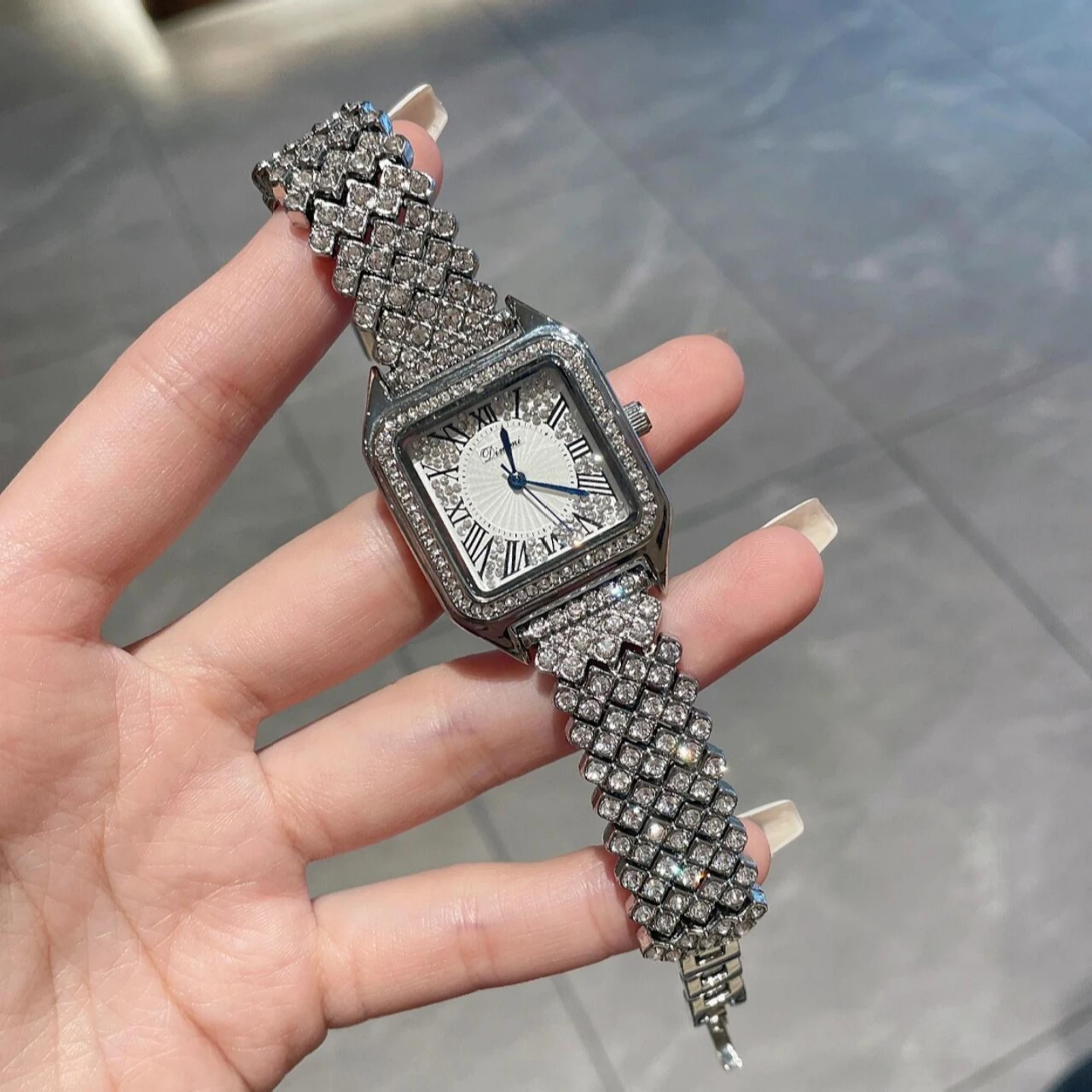 

2026 New Arrival Silver Square Watch Women's Fashion Dress Watch with Full Rhinestone Band Women's Light Luxury Quartz Watch