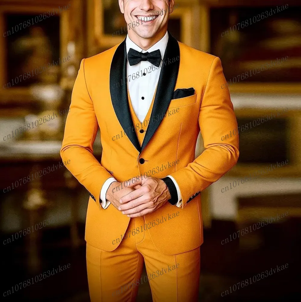 

Новый желтый мужской костюм с черным воротником, свадебная вечеринка, формальный жених, жених, выпускной, деловой мужской смокинг, комплект из 3 предметов, куртка, жилет, брюки