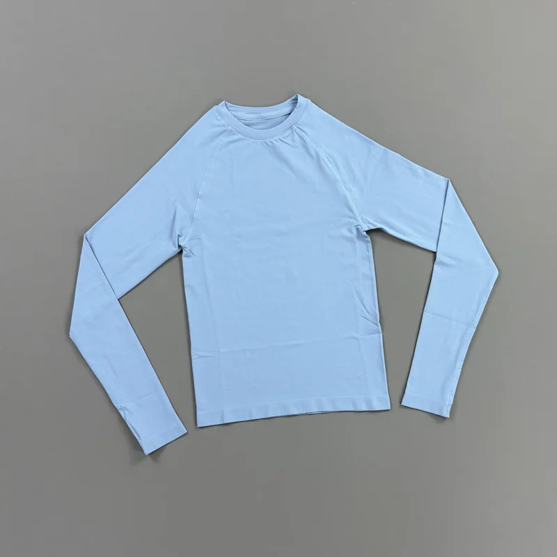 HISTELLO Defy Langarm-Workout-Top für Damen, Nahtloses Gym-Sportshirt mit Daumenlöchern, Slim Fit Sportshirt für Laufen, Yoga und Fitness – Detail 17