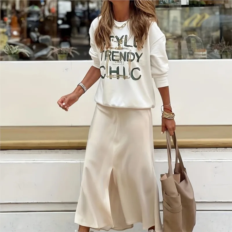 White Top Hoodie Autumn Women's New Long Sleeved Letter Printed Casual Loose Round Neck Pullover Versatile Fashion Hoodie 2024