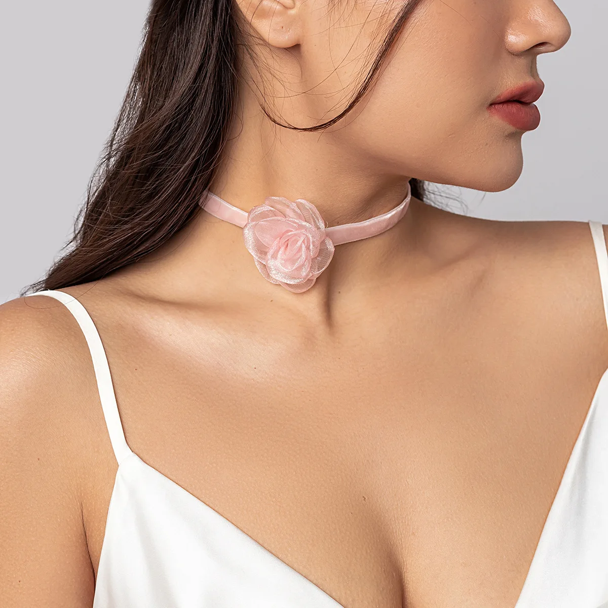 Romantic Temperament Colored Stereo Large Rose Flower Black Flocking Fabric Choker Necklace for Women Fashion Sweet Jewelry Gift